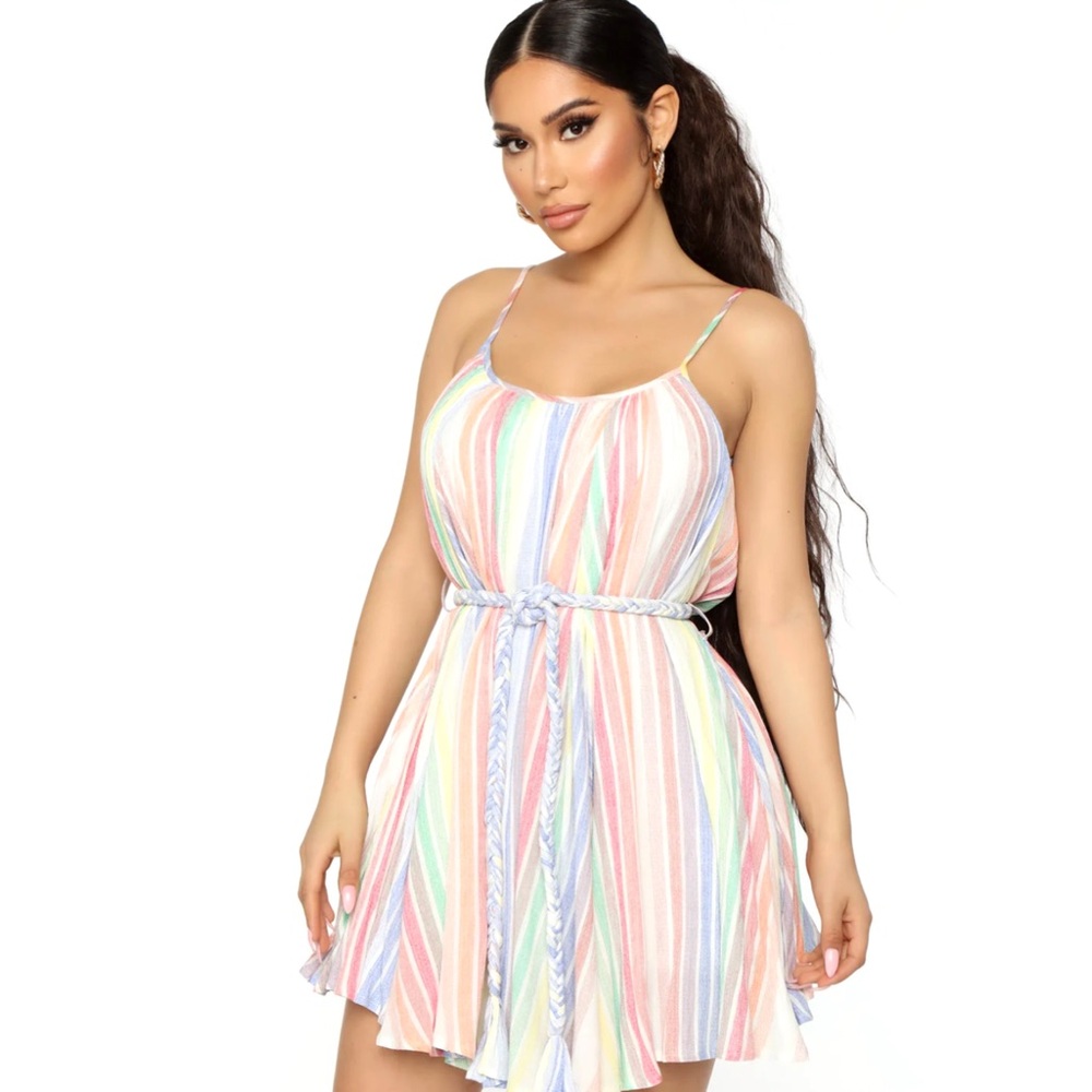 🌈Rainbow Queen coming thruuuu – Size Small, Confidence Included